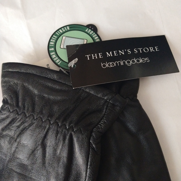 Bloomingdales Men's Leather Gloves - Picture 6 of 10
